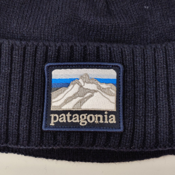 Patagonia Unisex Brodeo Beanie Line Logo Ridge Classic Navy Recycyled Wool NWT - Picture 3 of 8